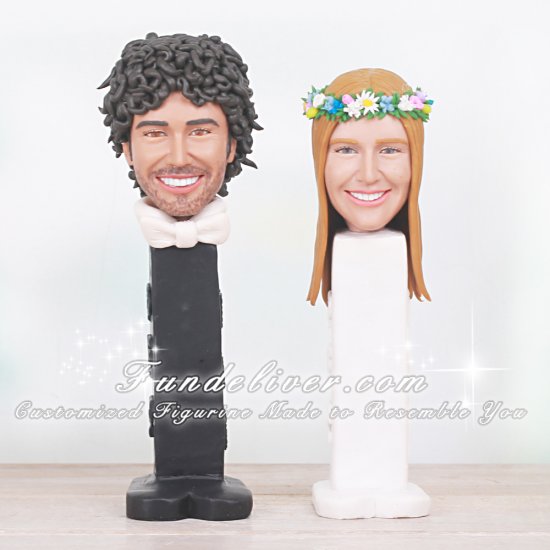 Pez Cake Topper Set with Bride and Groom Heads on Pez Dispensers - Click Image to Close