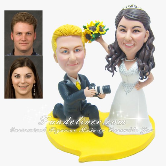 "Show me your Big Smile!" Funny Photographer Wedding Cake Topper - Click Image to Close