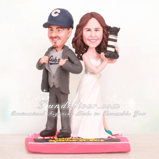 Cubs Fan and Photographer Wedding Cake Toppers - Click Image to Close
