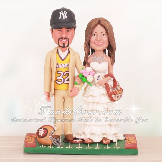 Bride Holding I-phone 5 and Coach Purse Wedding Cake Toppers - Click Image to Close