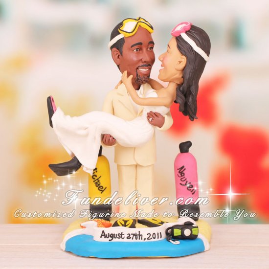 Beach Cake Toppers Couple in Scuba Diver Gears - Click Image to Close