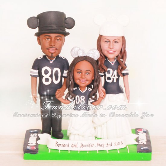 Dallas Cowboys Theme Family Wedding Cake Toppers - Click Image to Close