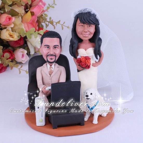Xbox Wedding Cake Topper, Groom Playing Xbox 360 Cake Topper - Click Image to Close