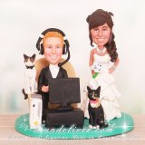 Groom Sitting on Couch Playing Xbox Cake Toppers