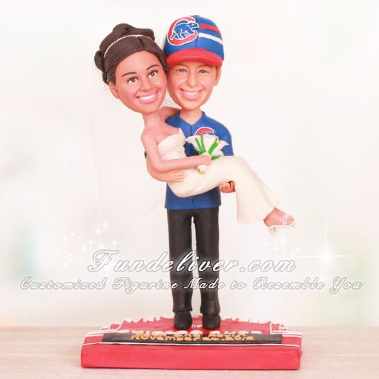 Couple Standing on Wrigley Field Marquee Sign Cake Toppers - Click Image to Close