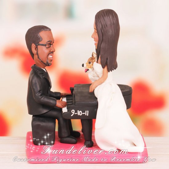 International Royal Cake Topper Groom Playing Piano - Click Image to Close