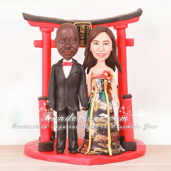 Bride and Groom Standing under Japanese Tori Gate Cake Toppers - Click Image to Close
